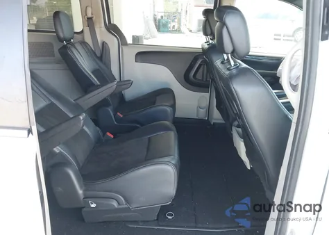 2019 Dodge Grand Caravan Sxt from USA, damaged, VIN 2C4RDGCG9KR772437